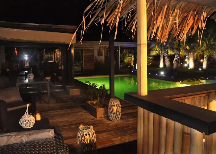 Villa-carroubier 4* לה-לונד-לה-מורה