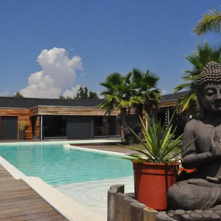 Maison d'hôtes Villa-carroubier 4*