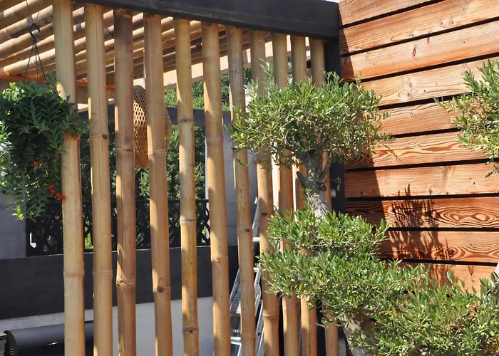 Villa-carroubier بيت ضيافة 4*